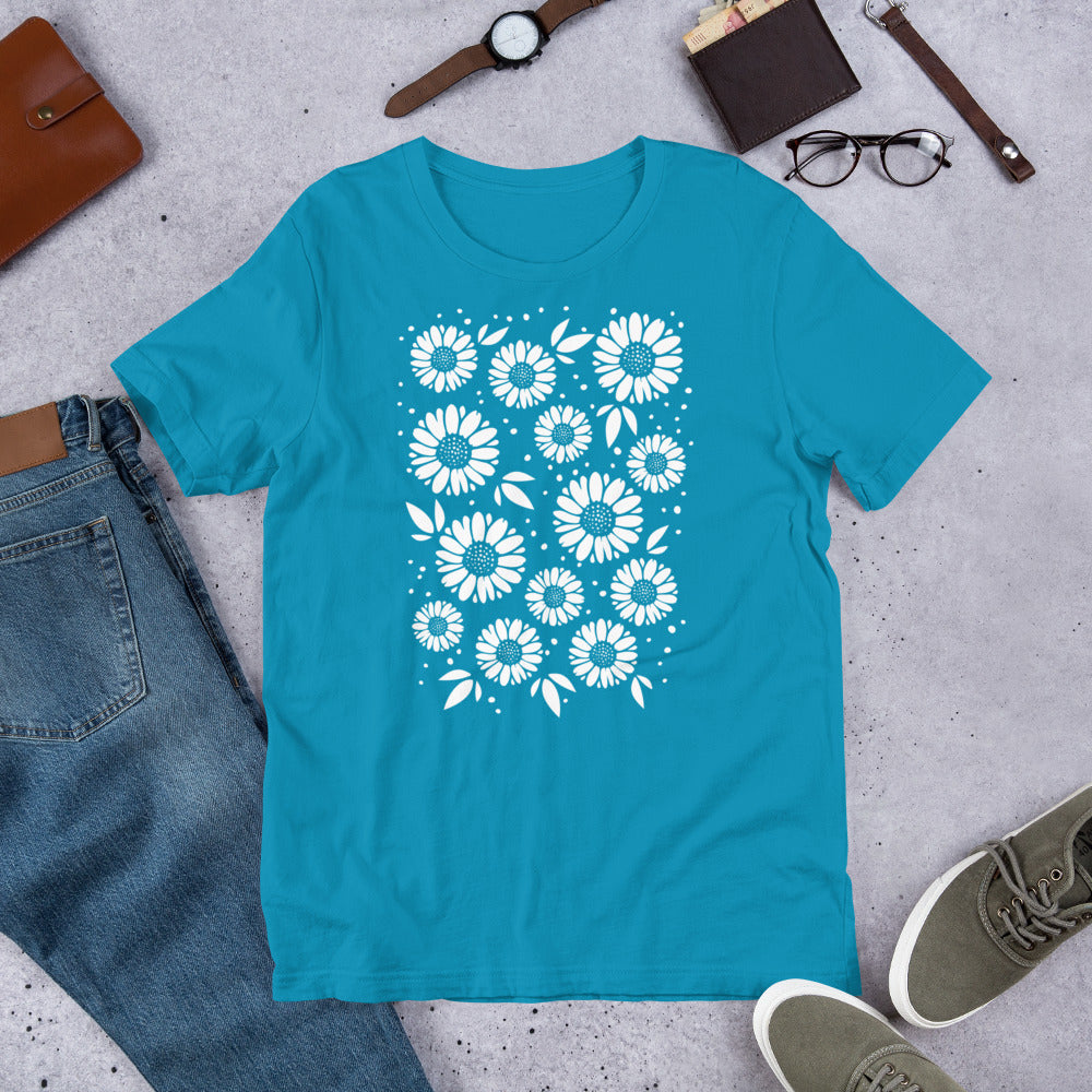 Daisies Daisies! In White. Unisex t-shirt for sunny days!